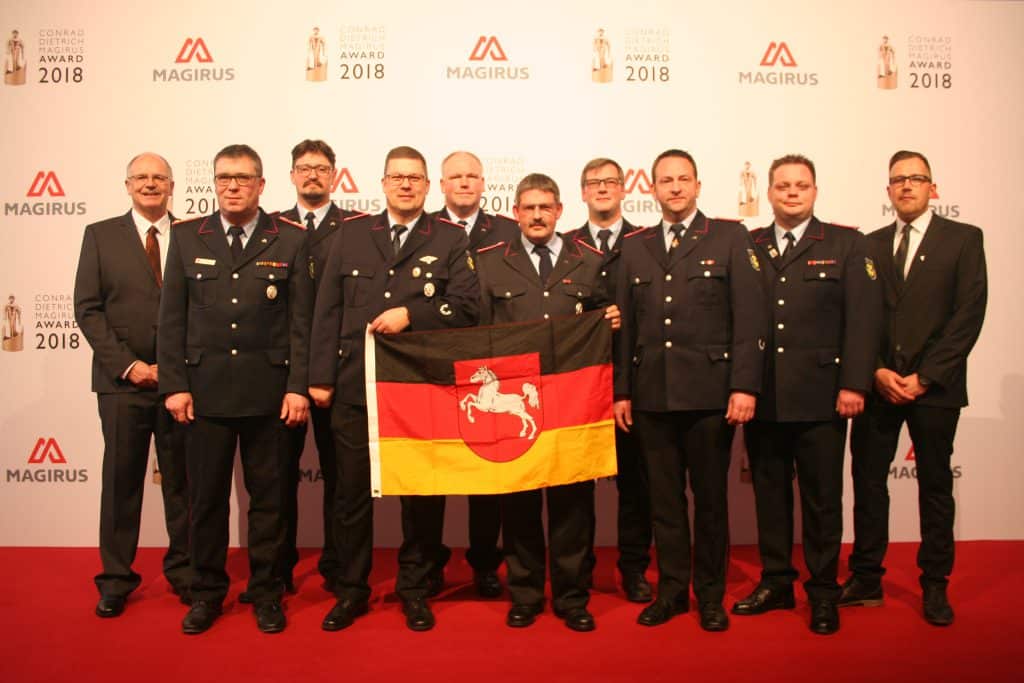 Die Ehrung des Feuerwehrteams des Jahres soll aber nicht nur große Wertschätzung für die Arbeit der Feuerwehr zum Ausdruck bringen, sondern auch noch mehr junge Frauen und Männer dafür begeistern, sich zu engagieren.